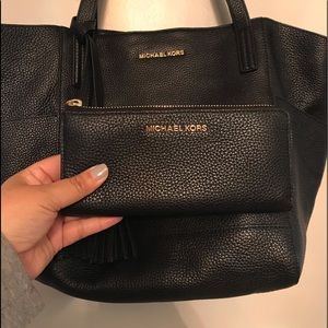 Michael kors tote